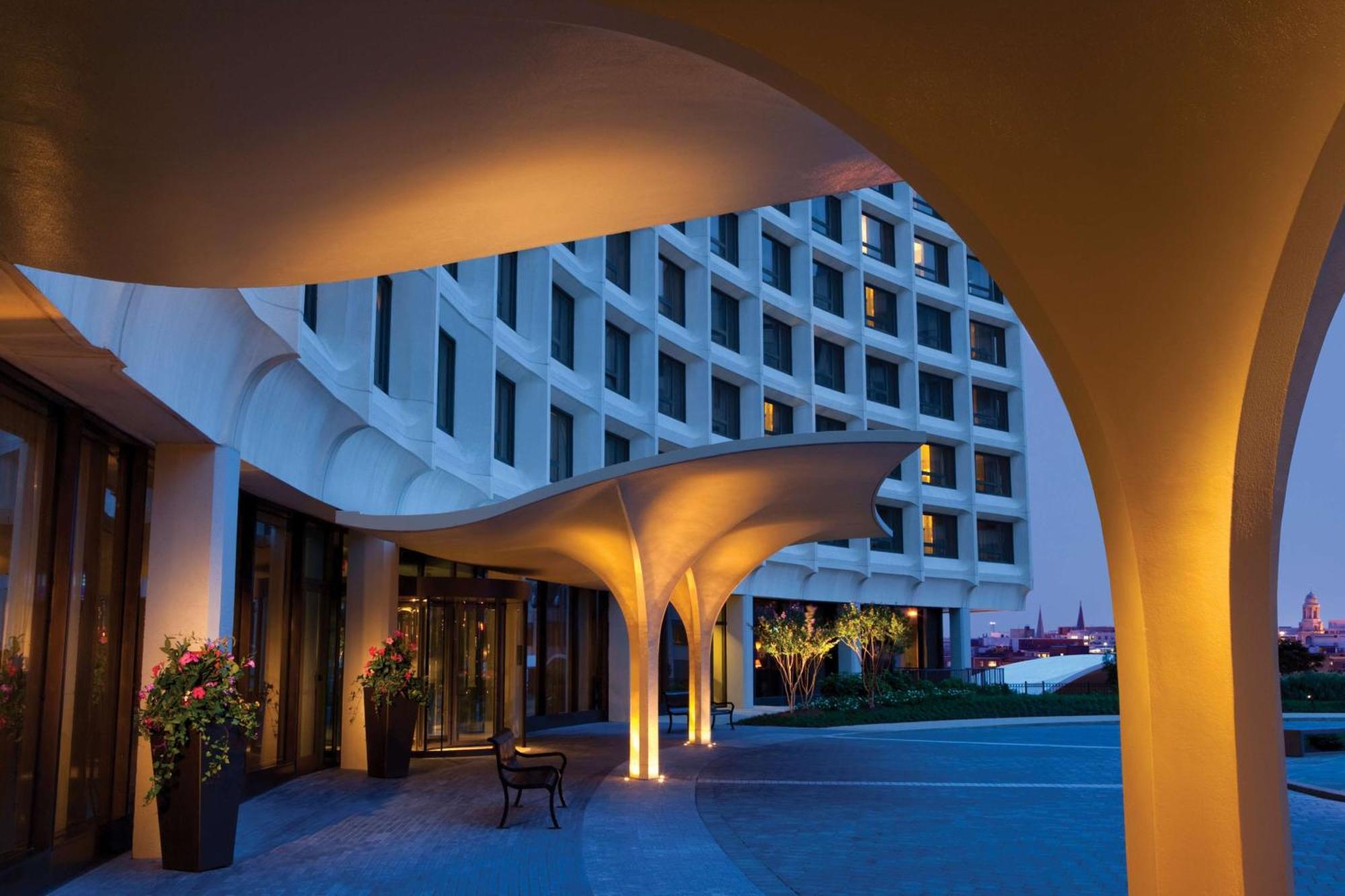 מלון Washington Hilton מראה חיצוני תמונה